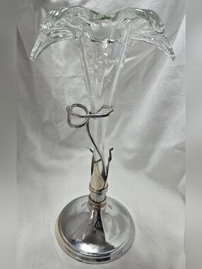 Oneida Silver Plate & Blown Art Glass Lily Bud Vase